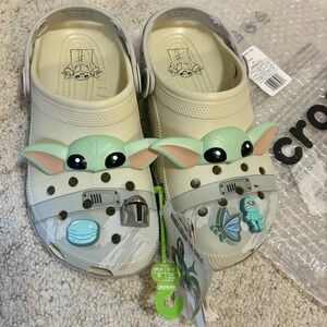 CROCS STAR WARS Grogu Classic Clogs Unisex Size M8/W10 Bone 209482 Limited Ed.